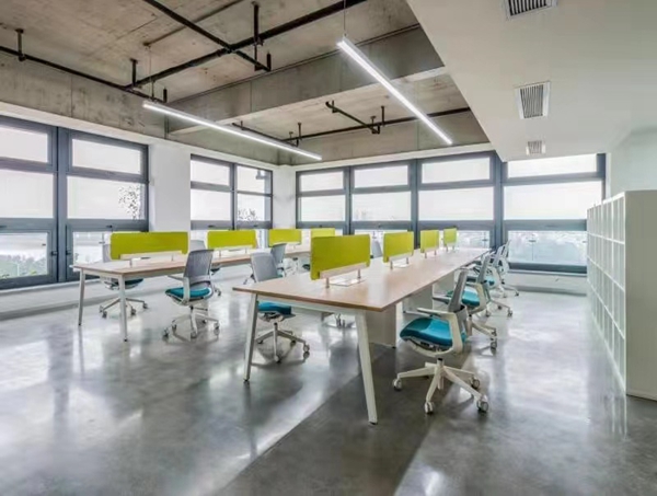 現(xiàn)代會(huì)議室家具定制